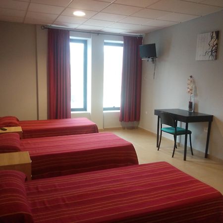 Hostal La Molina Alora Buitenkant foto